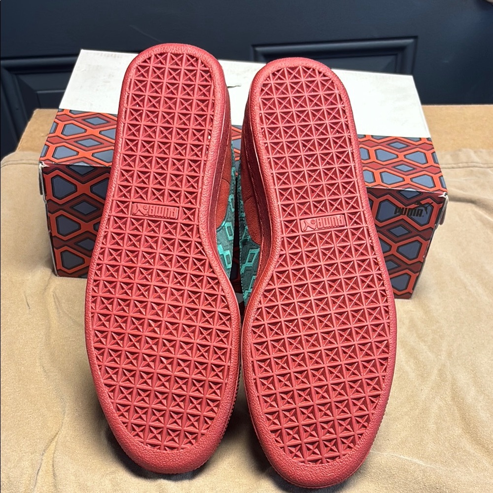 Puma Red and Teal Athletic Shoes - Picture 2 of 4